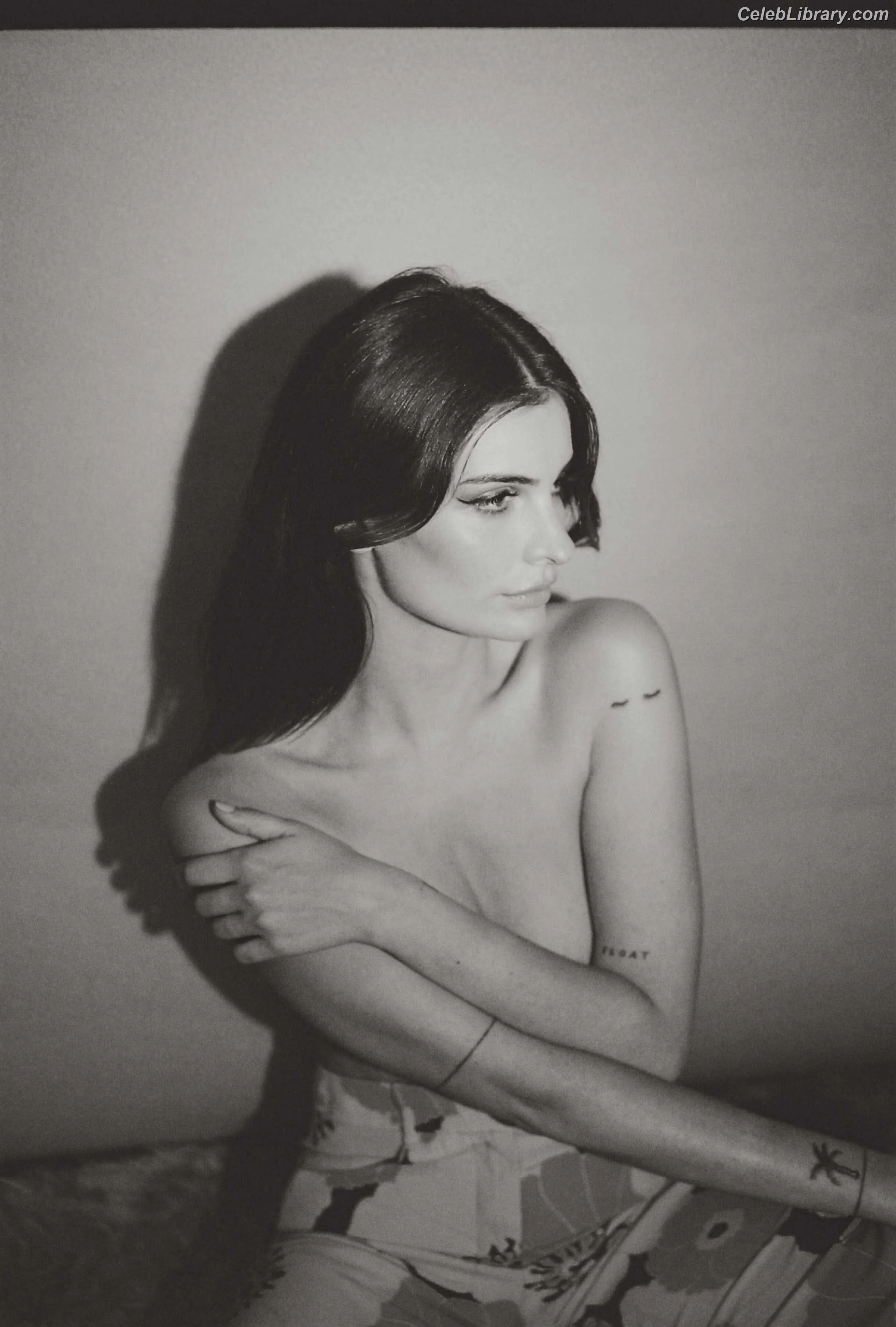 Clara Beneytout photo 7 of 66