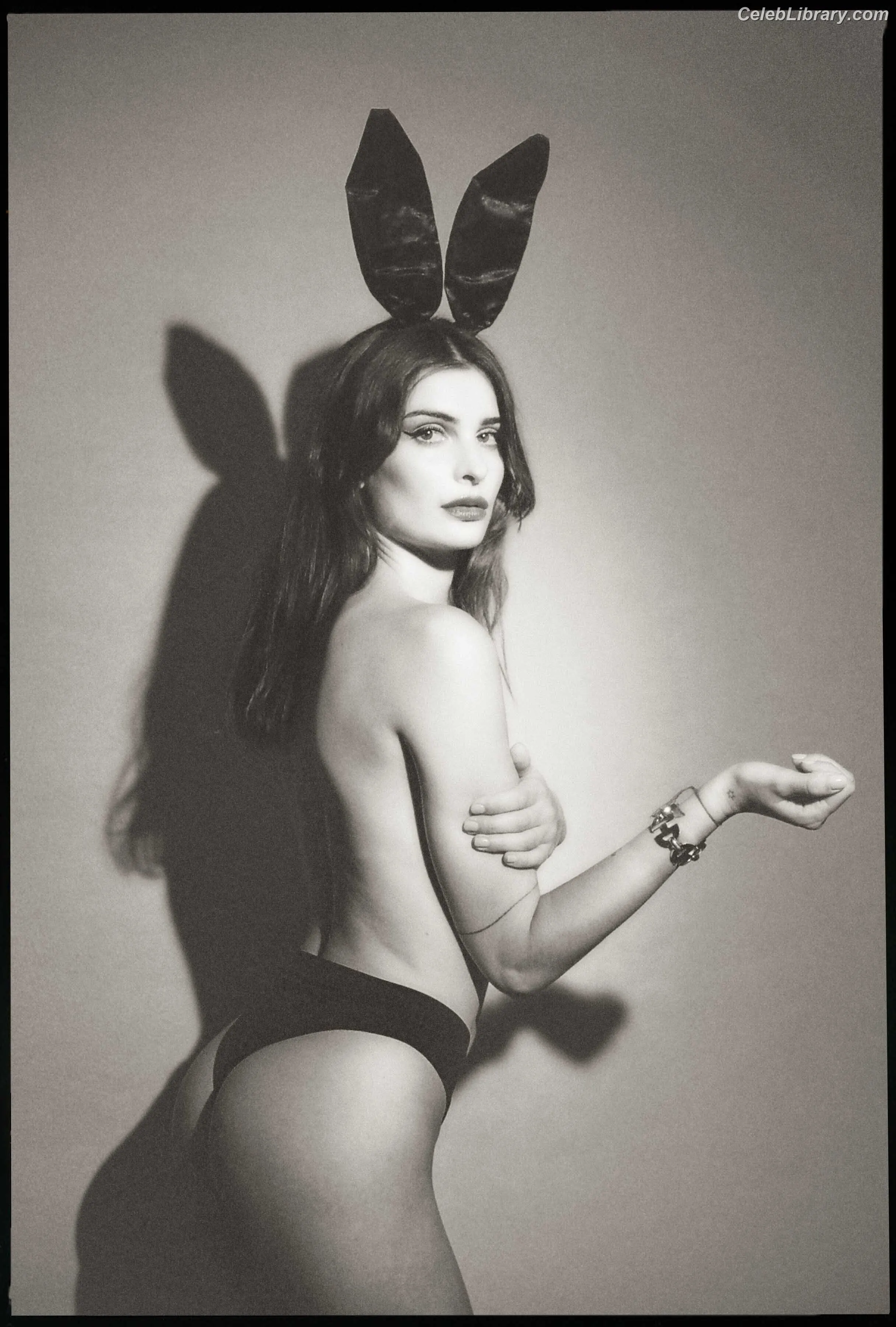 Clara Beneytout photo 14 of 66