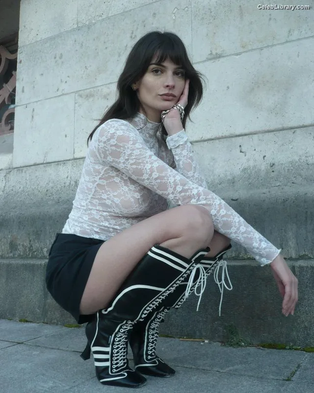 Clara Beneytout photo 7 of 67