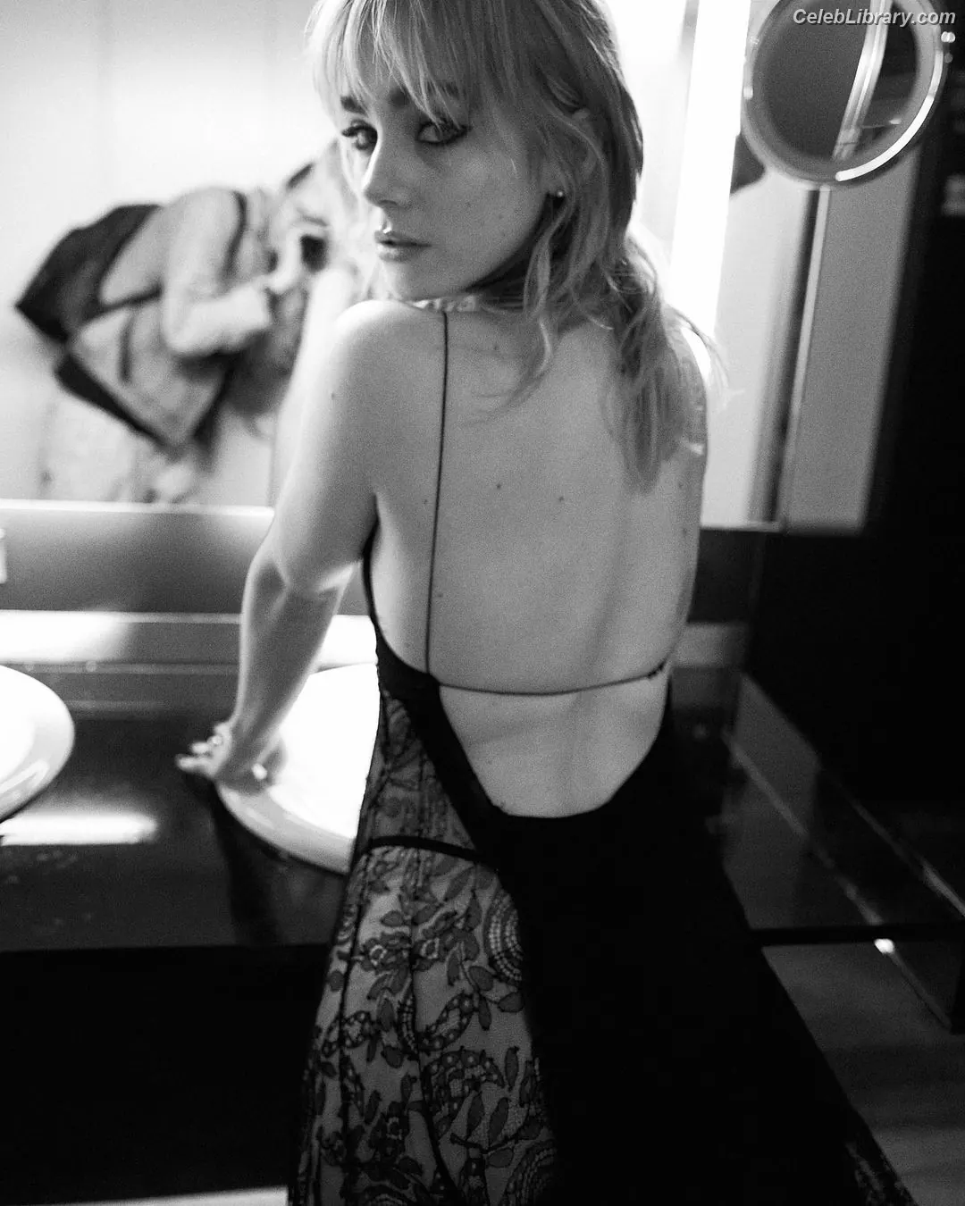 Clara Galle photo 22 of 754
