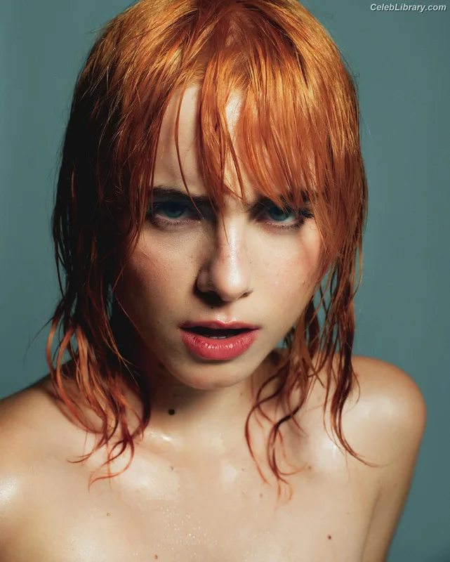 Clara Galle photo 5 of 756