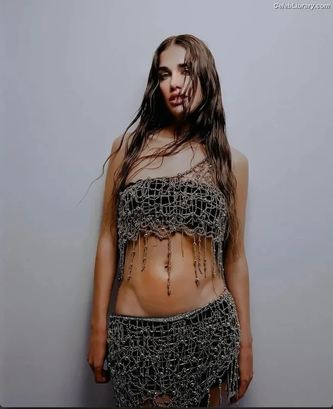 Clara Soccini photo 6 of 128