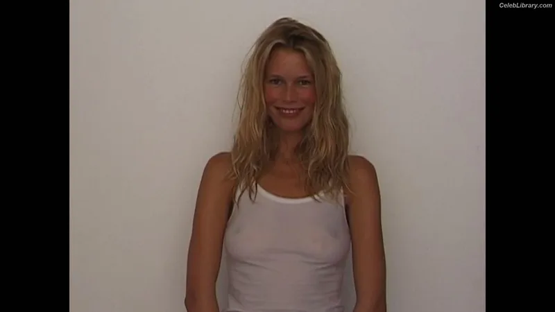 Claudia Schiffer photo 16 of 223