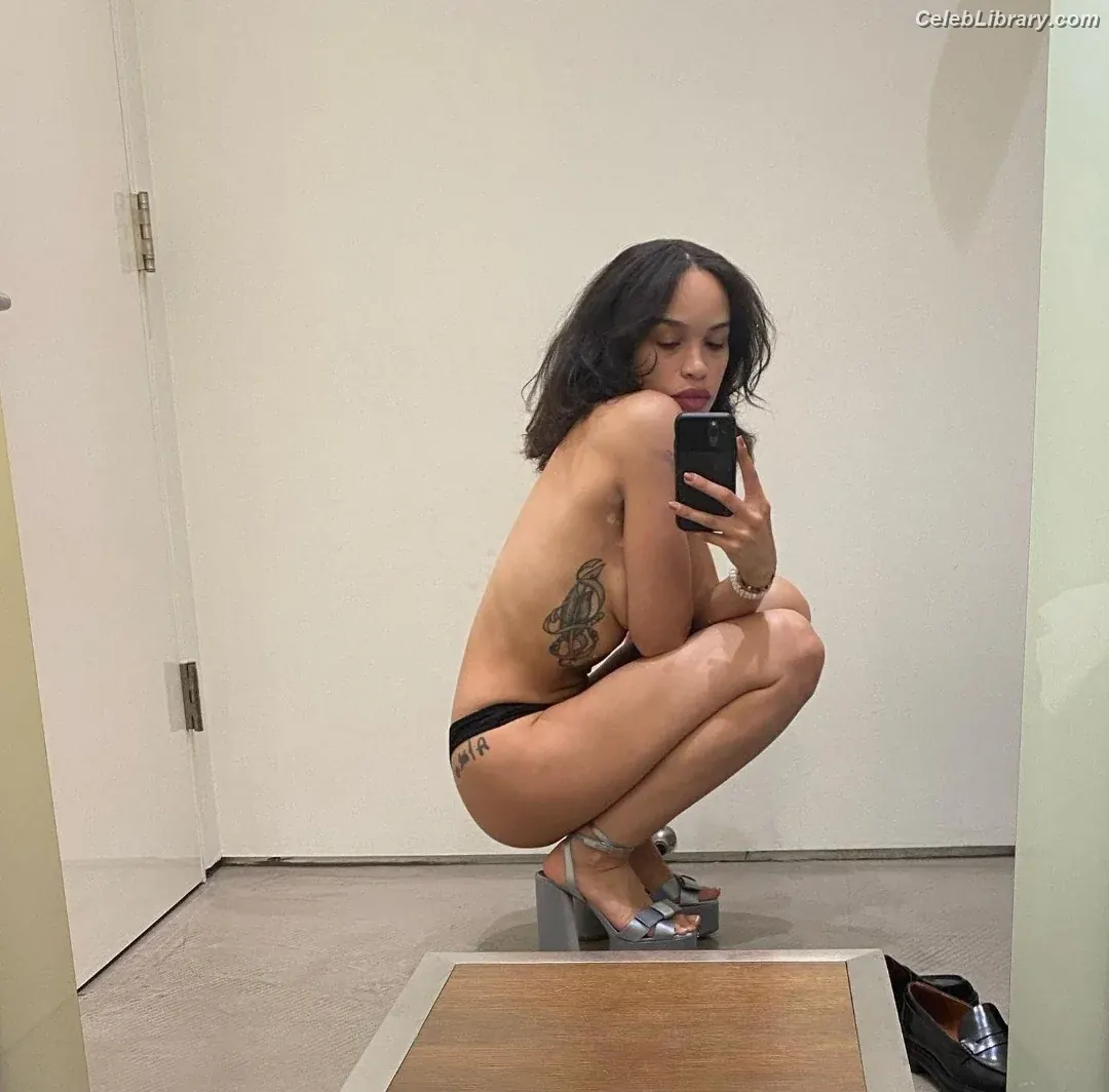 Cleopatra Coleman photo 1 of 37