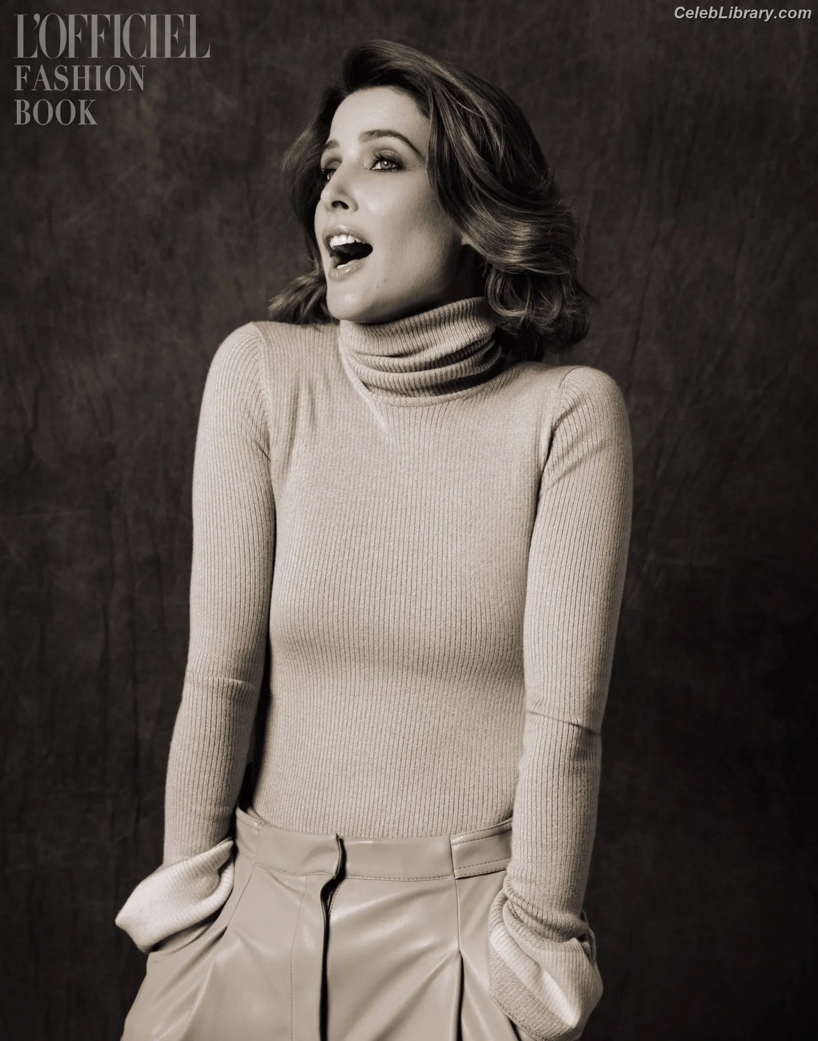 Cobie Smulders photo 13 of 144
