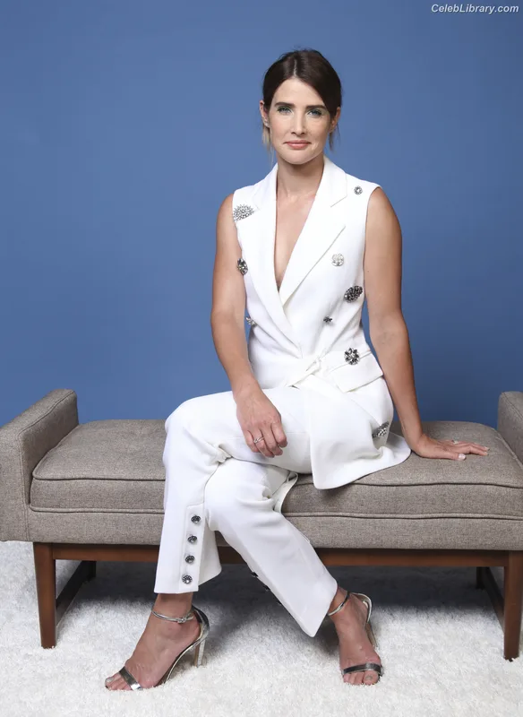 Cobie Smulders photo 23 of 145