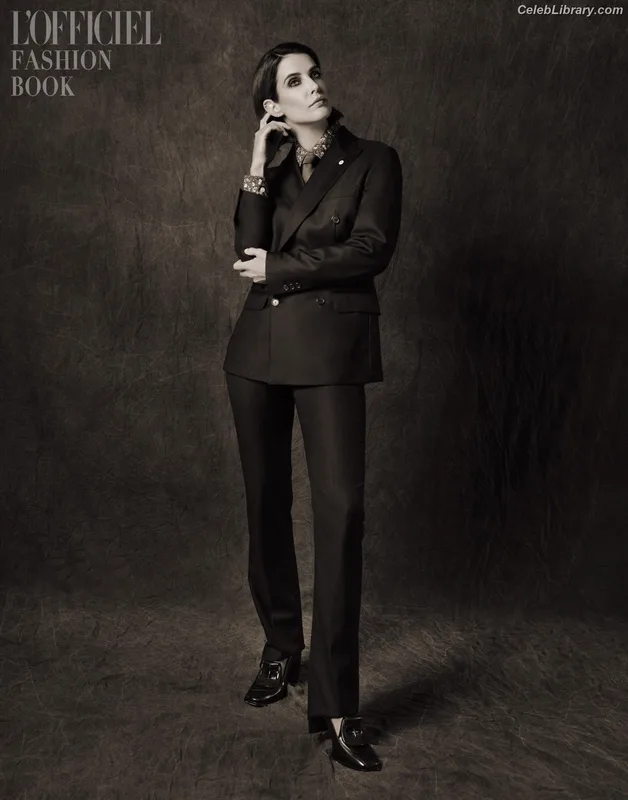 Cobie Smulders photo 10 of 145