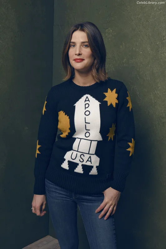 Cobie Smulders photo 15 of 145