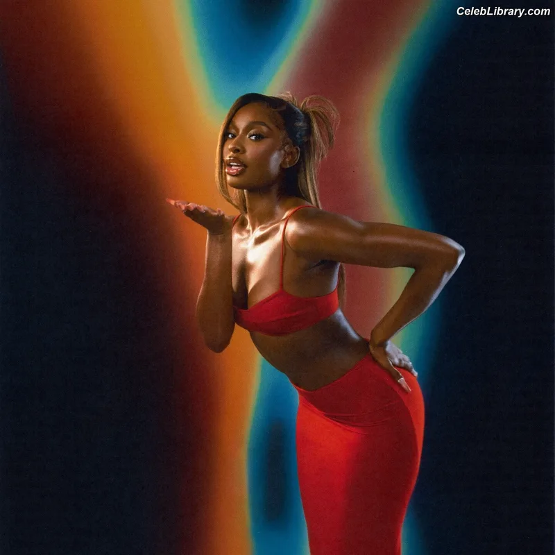 Coco Jones photo 13 of 24