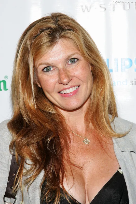 Connie Britton photo 11 of 79