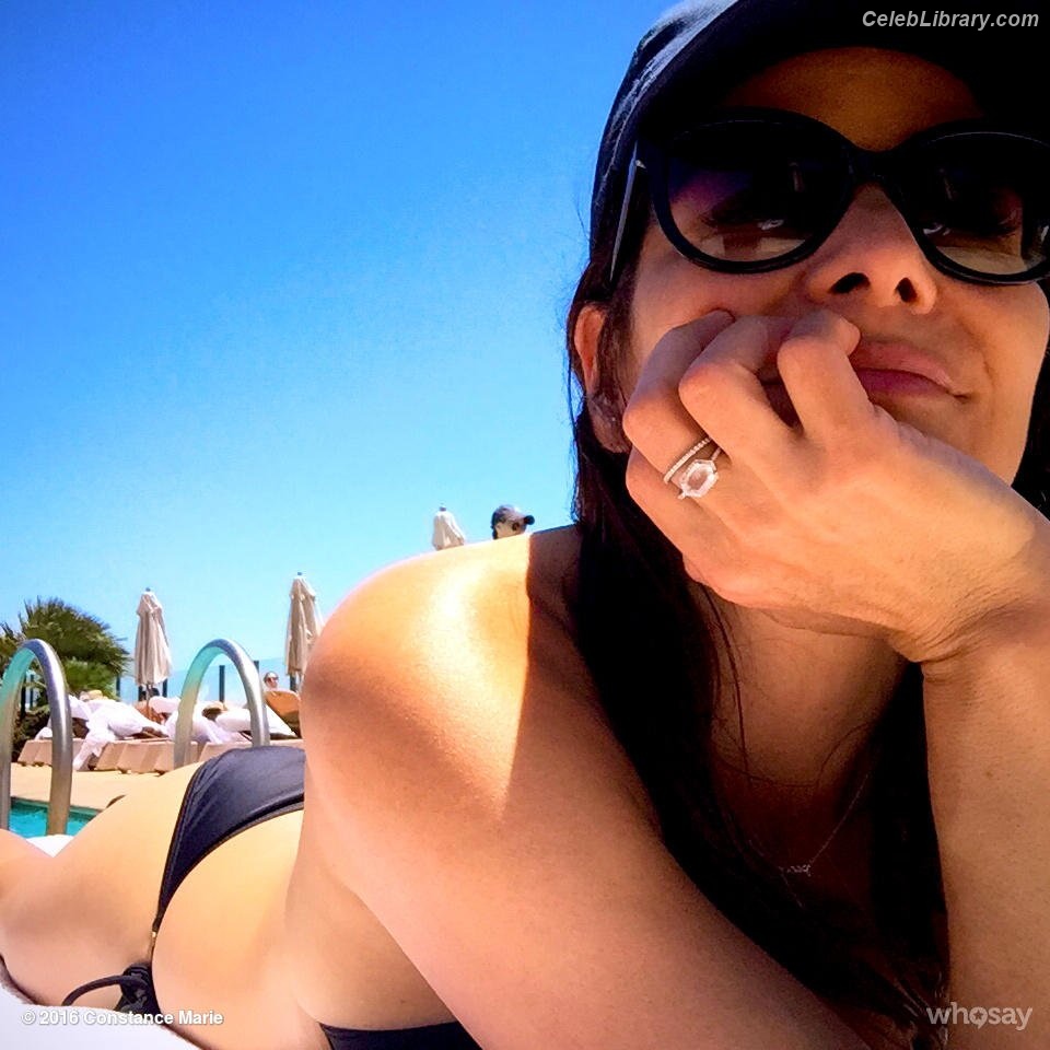 Constance Marie photo 3 of 28
