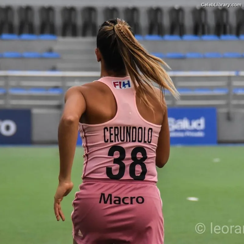 Constanza Cerúndolo photo 2 of 227