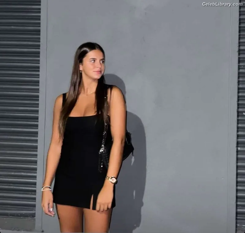 Constanza Cerúndolo photo 14 of 227