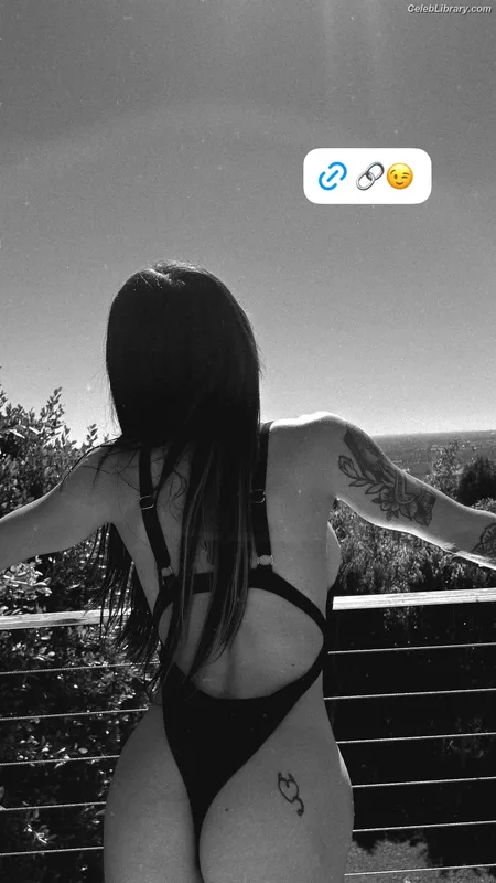 Cora Jade photo 6 of 1279