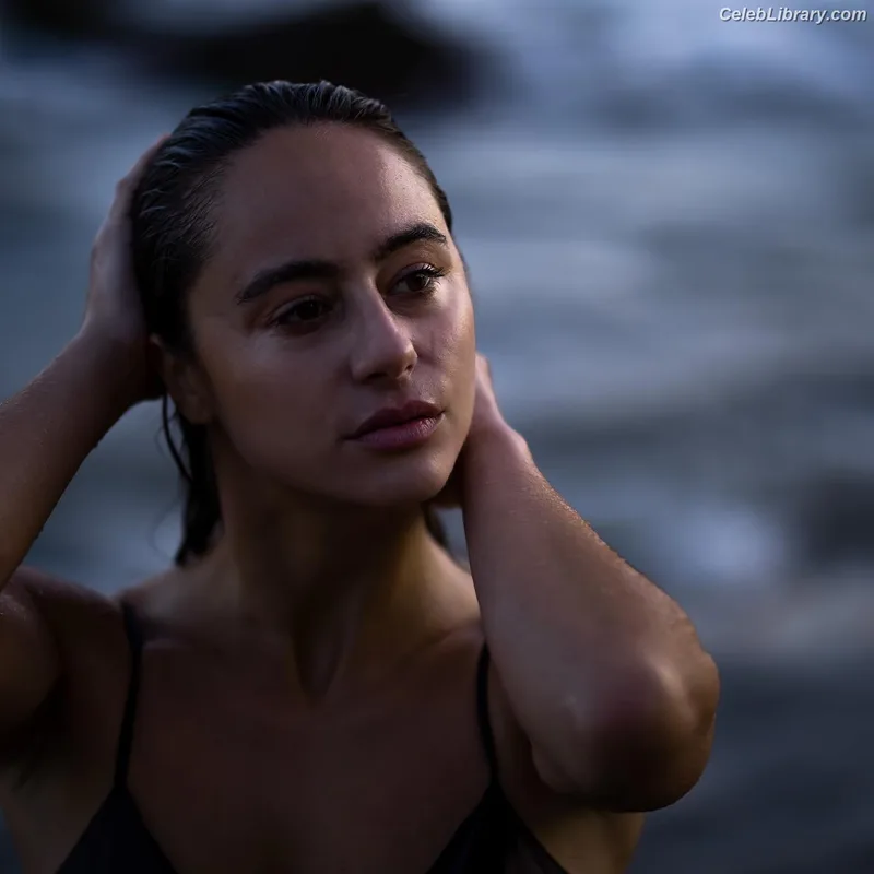Corina Conti photo 15 of 131