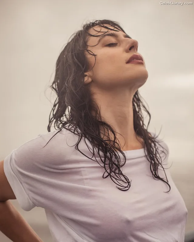 Corina Conti photo 22 of 131