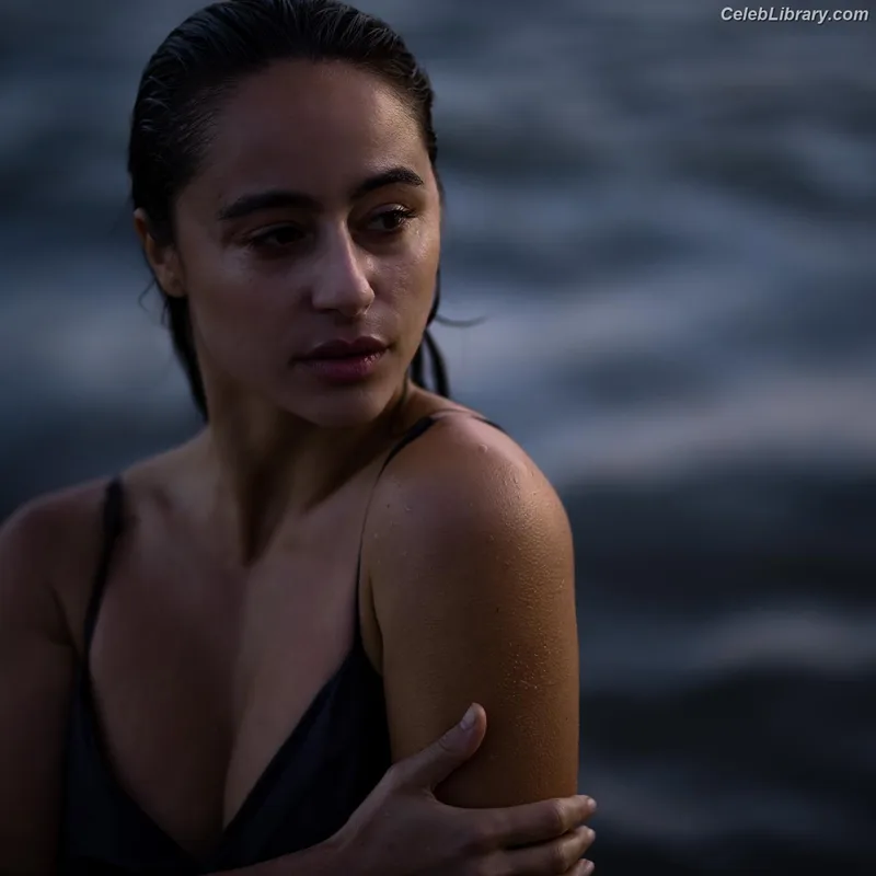 Corina Conti photo 19 of 131