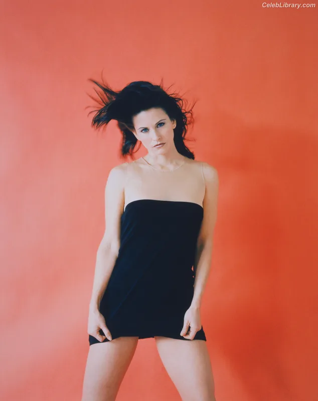 Courteney Cox photo 13 of 148