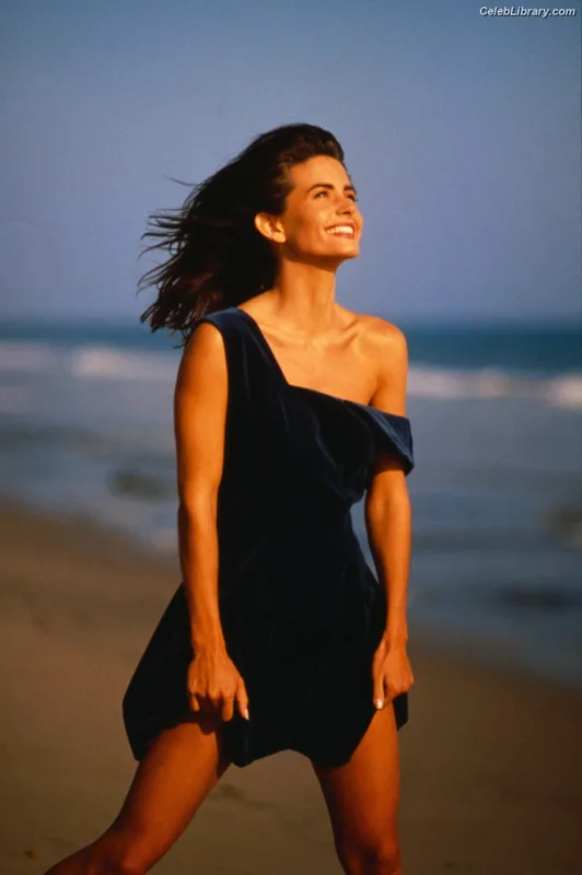 Courteney Cox photo 19 of 148