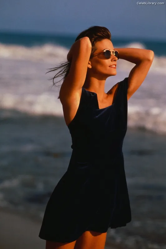 Courteney Cox photo 21 of 148