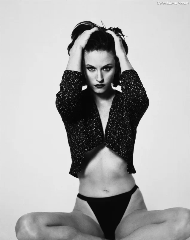 Courteney Cox photo 7 of 148