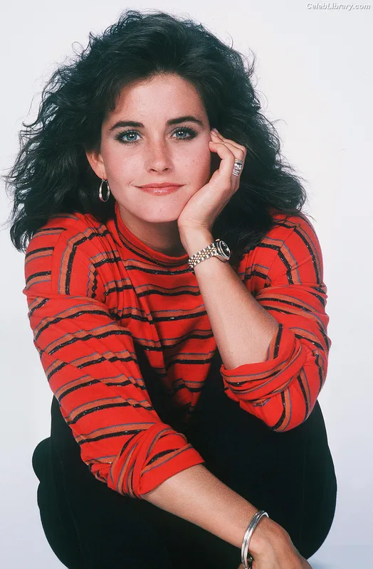 Courteney Cox photo 5 of 148