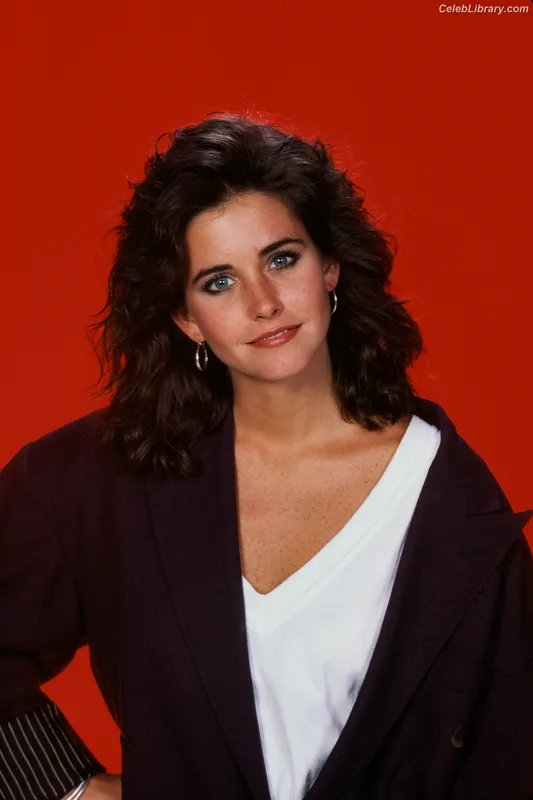 Courteney Cox photo 12 of 148
