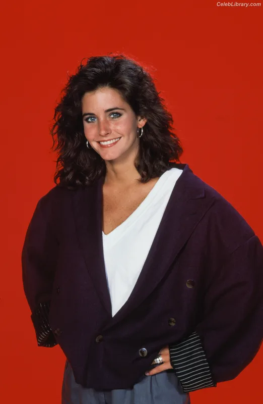 Courteney Cox photo 16 of 148