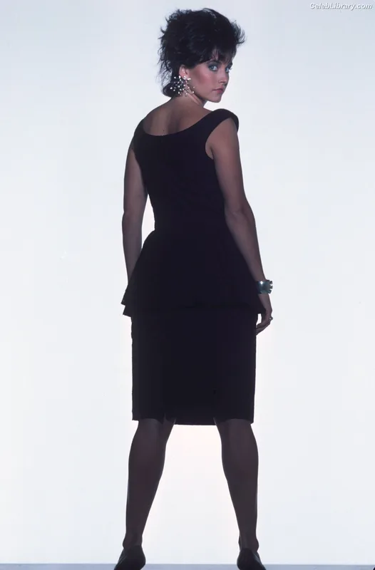 Courteney Cox photo 1 of 148