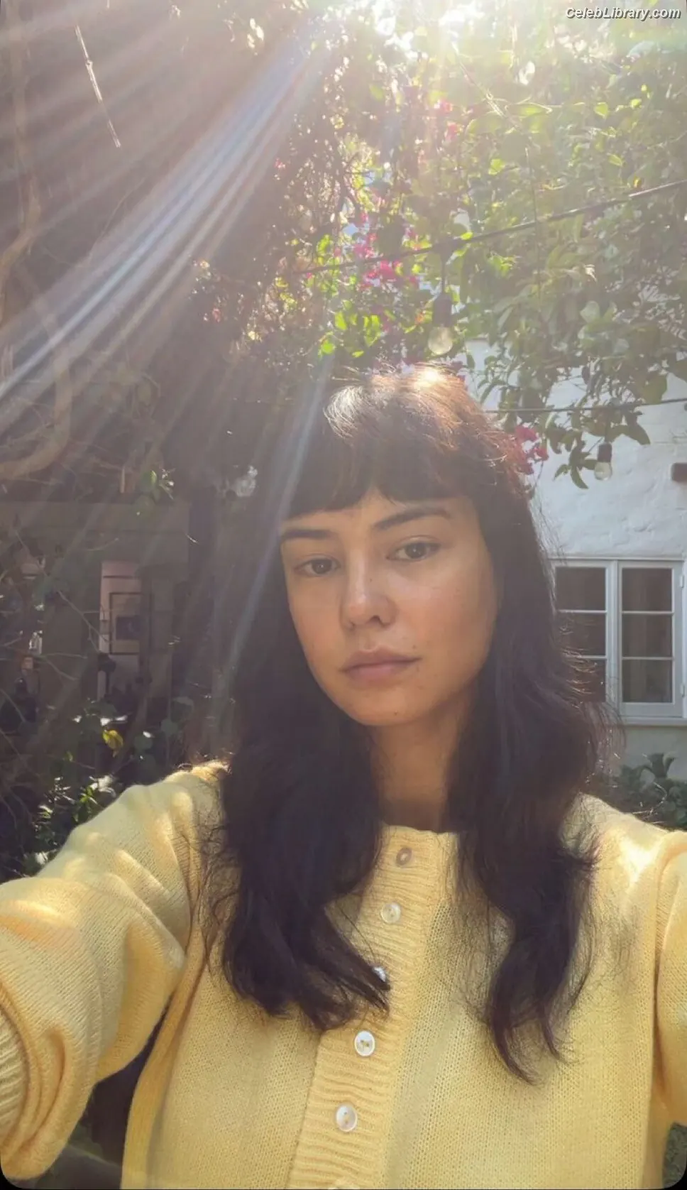 Courtney Eaton photo 5 of 157