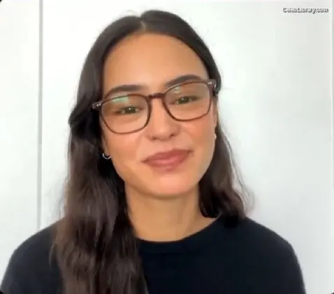 Courtney Eaton photo 10 of 157
