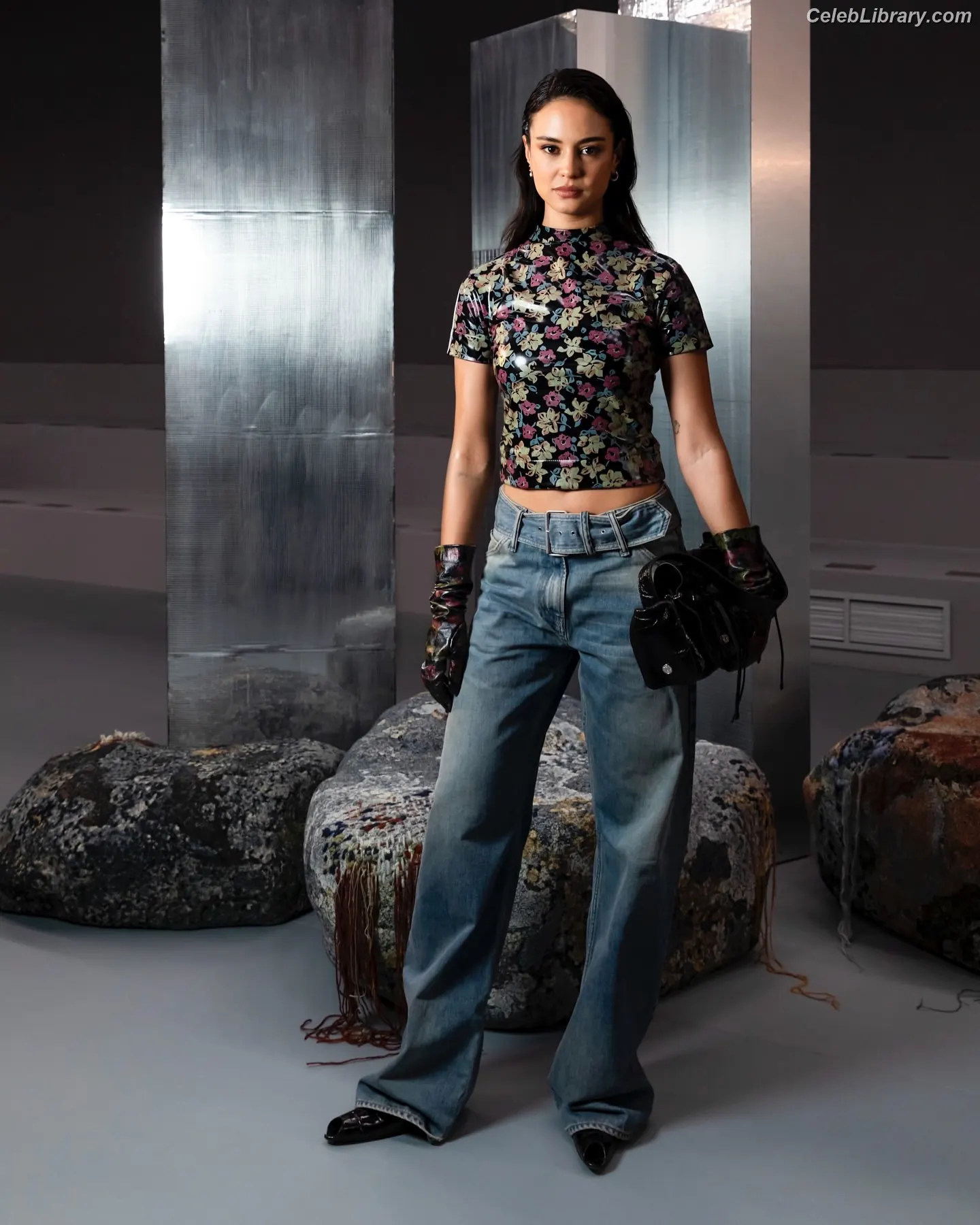 Courtney Eaton photo 20 of 157