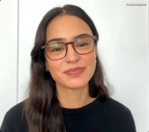 Courtney Eaton photo 9 of 157
