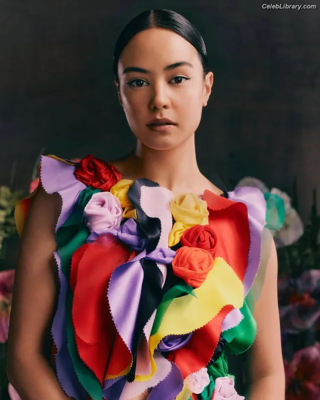 Courtney Eaton photo 18 of 157
