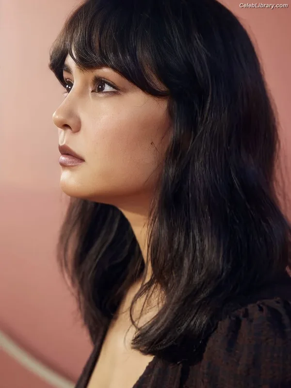 Courtney Eaton photo 17 of 157