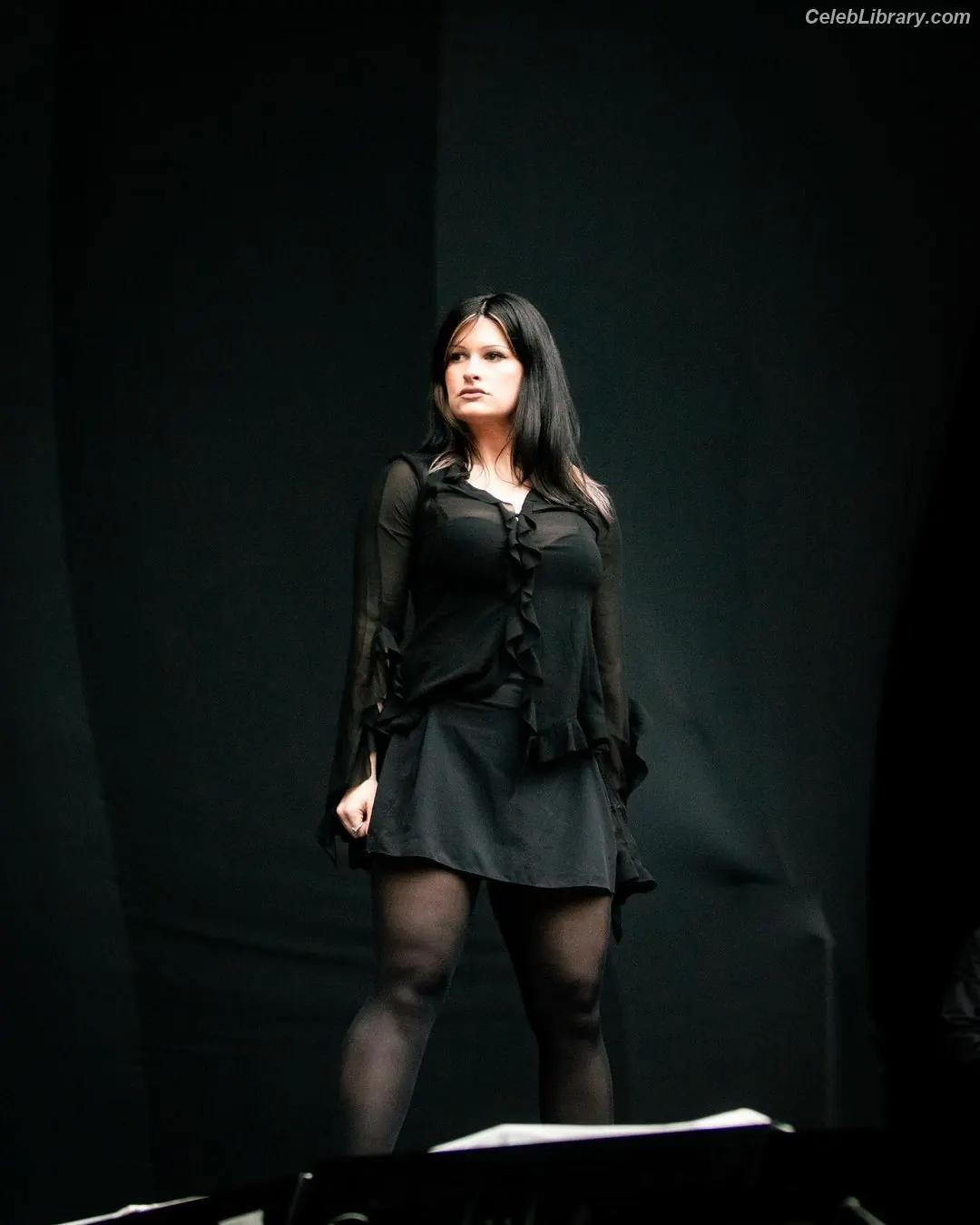Courtney Laplante photo 14 of 578