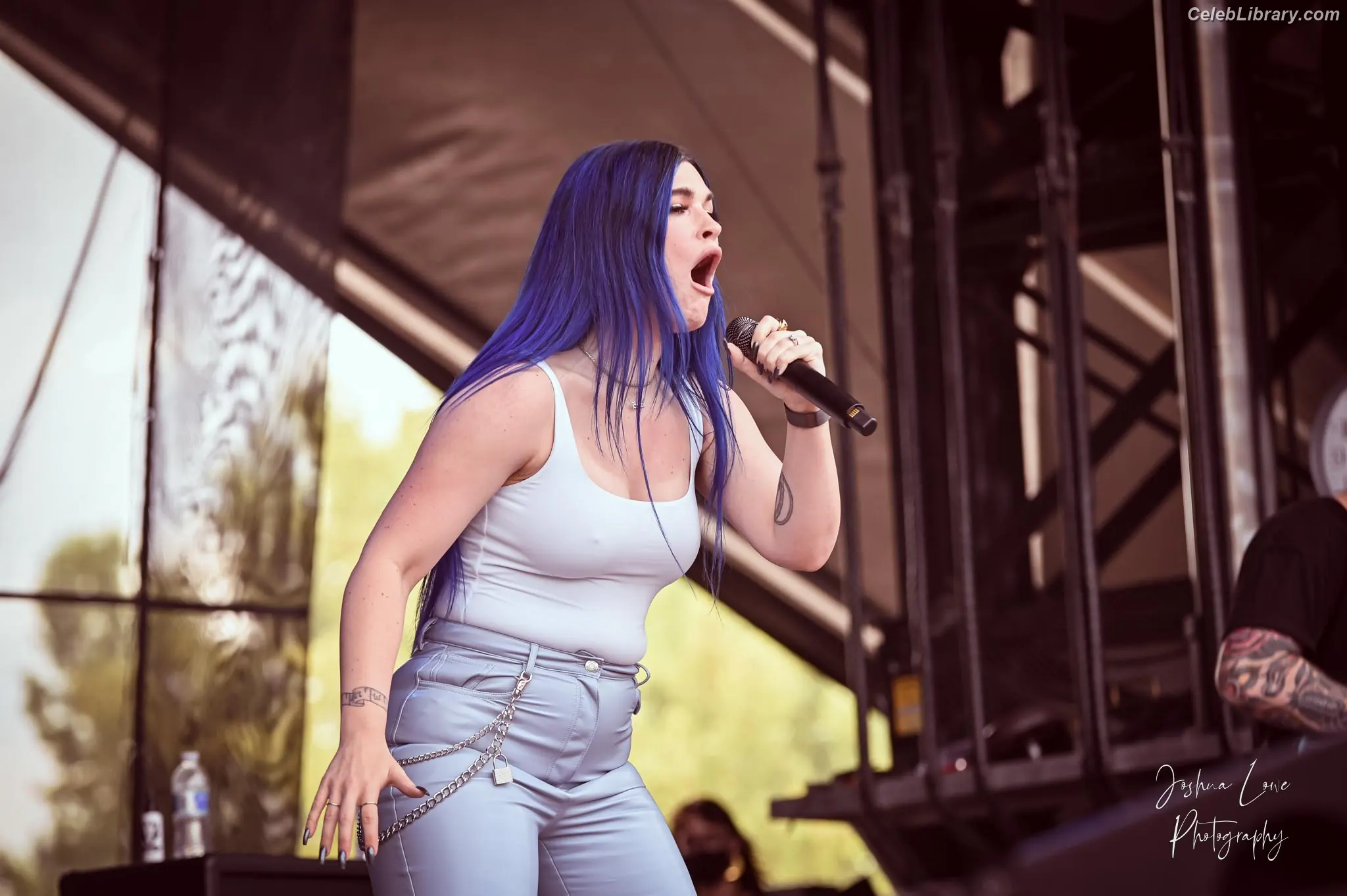Courtney Laplante photo 2 of 578