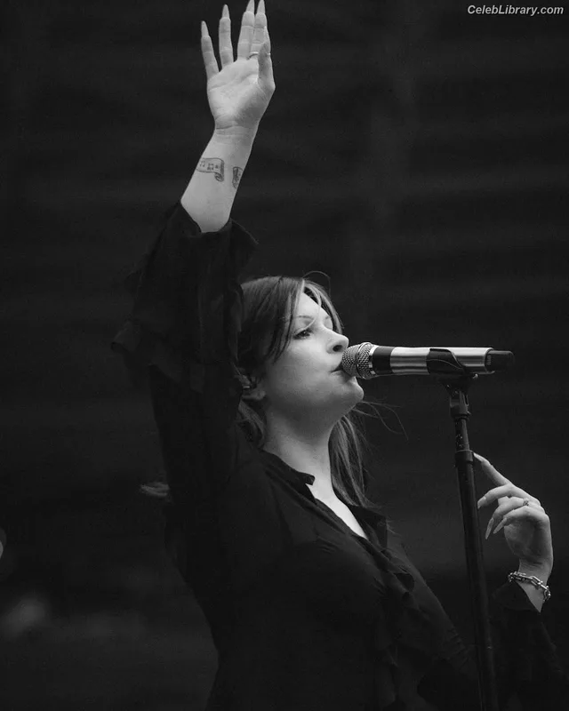 Courtney Laplante photo 14 of 578