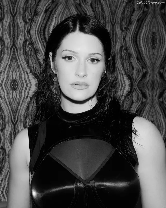 Courtney Laplante photo 14 of 578