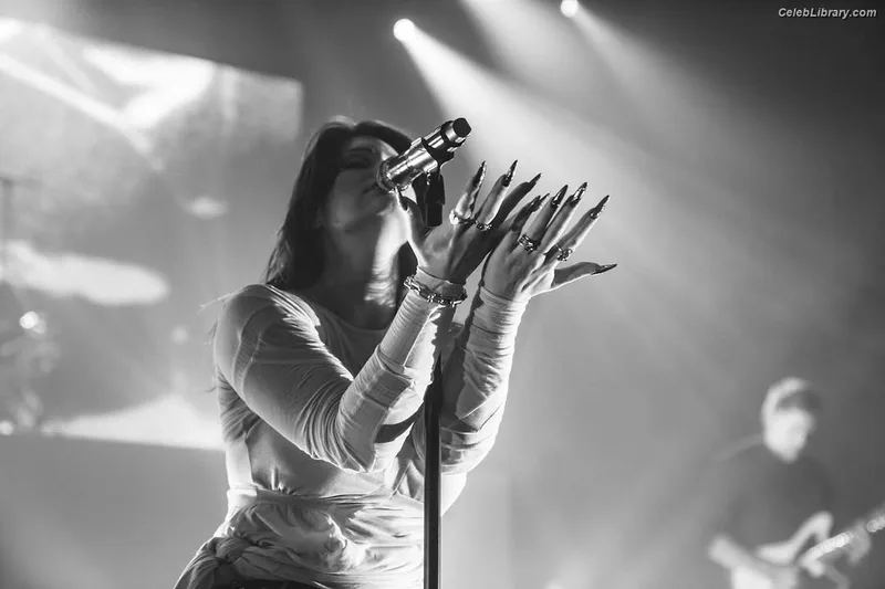Courtney Laplante photo 5 of 578