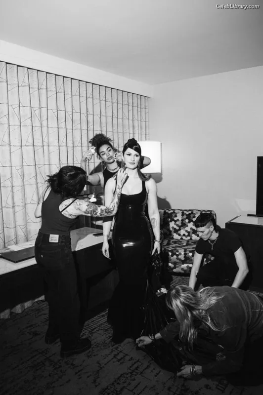 Courtney Laplante photo 19 of 578