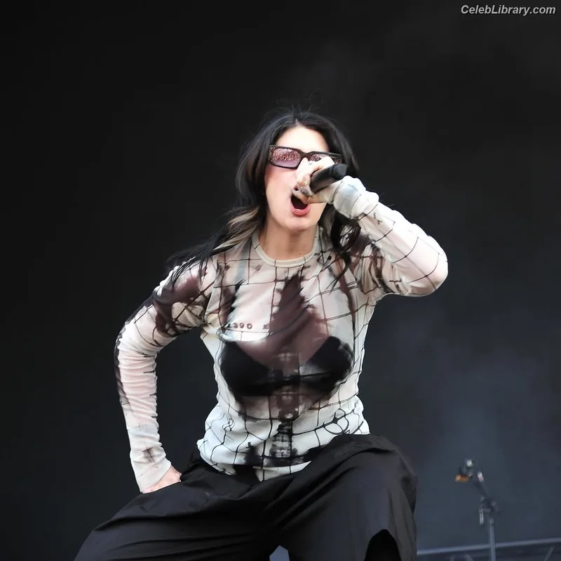 Courtney Laplante photo 6 of 578