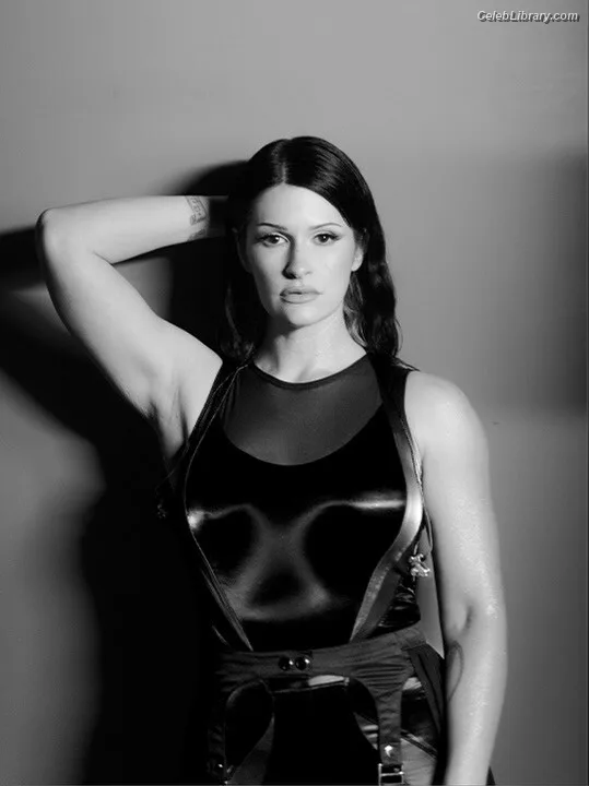 Courtney Laplante photo 2 of 578