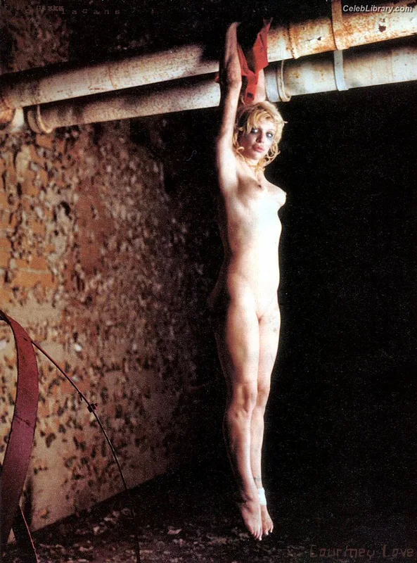 Courtney Love photo 7 of 14