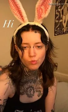 cr1tter photo 15 of 23