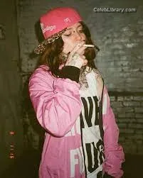 cr1tter photo 18 of 23