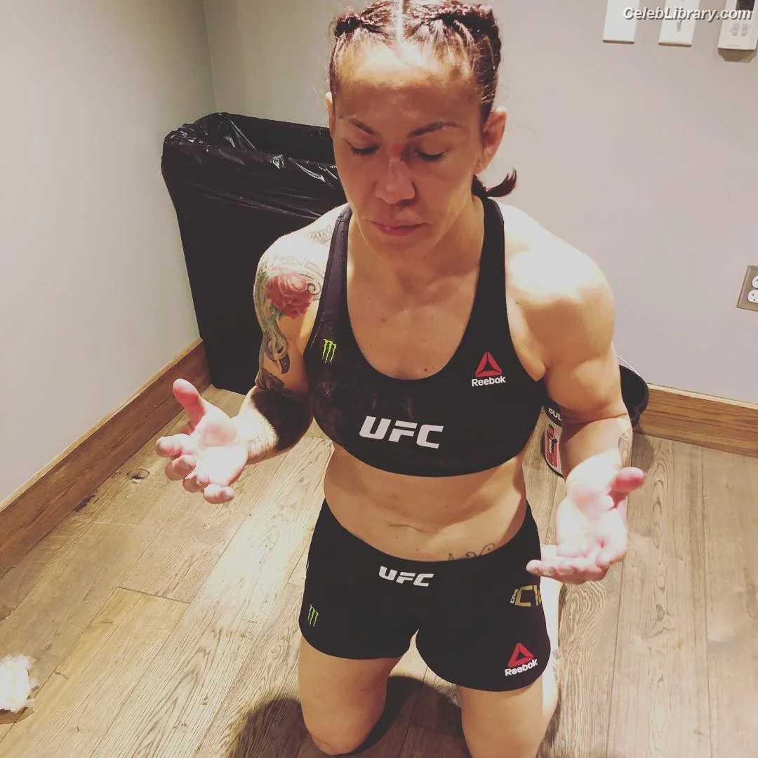 Cris Cyborg photo 24 of 352