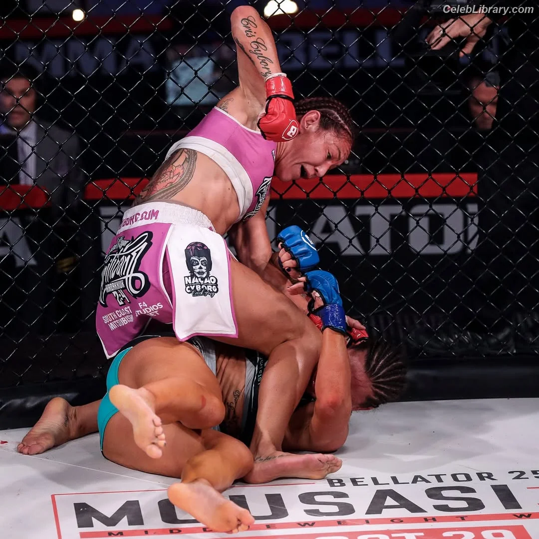 Cris Cyborg photo 3 of 352