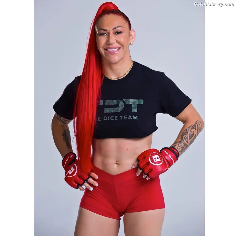 Cris Cyborg photo 17 of 353