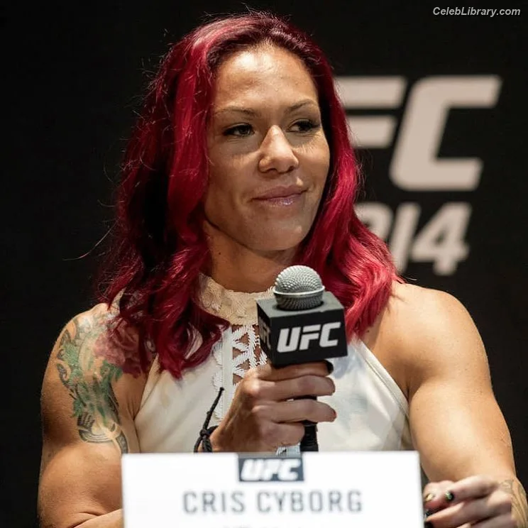 Cris Cyborg photo 18 of 353